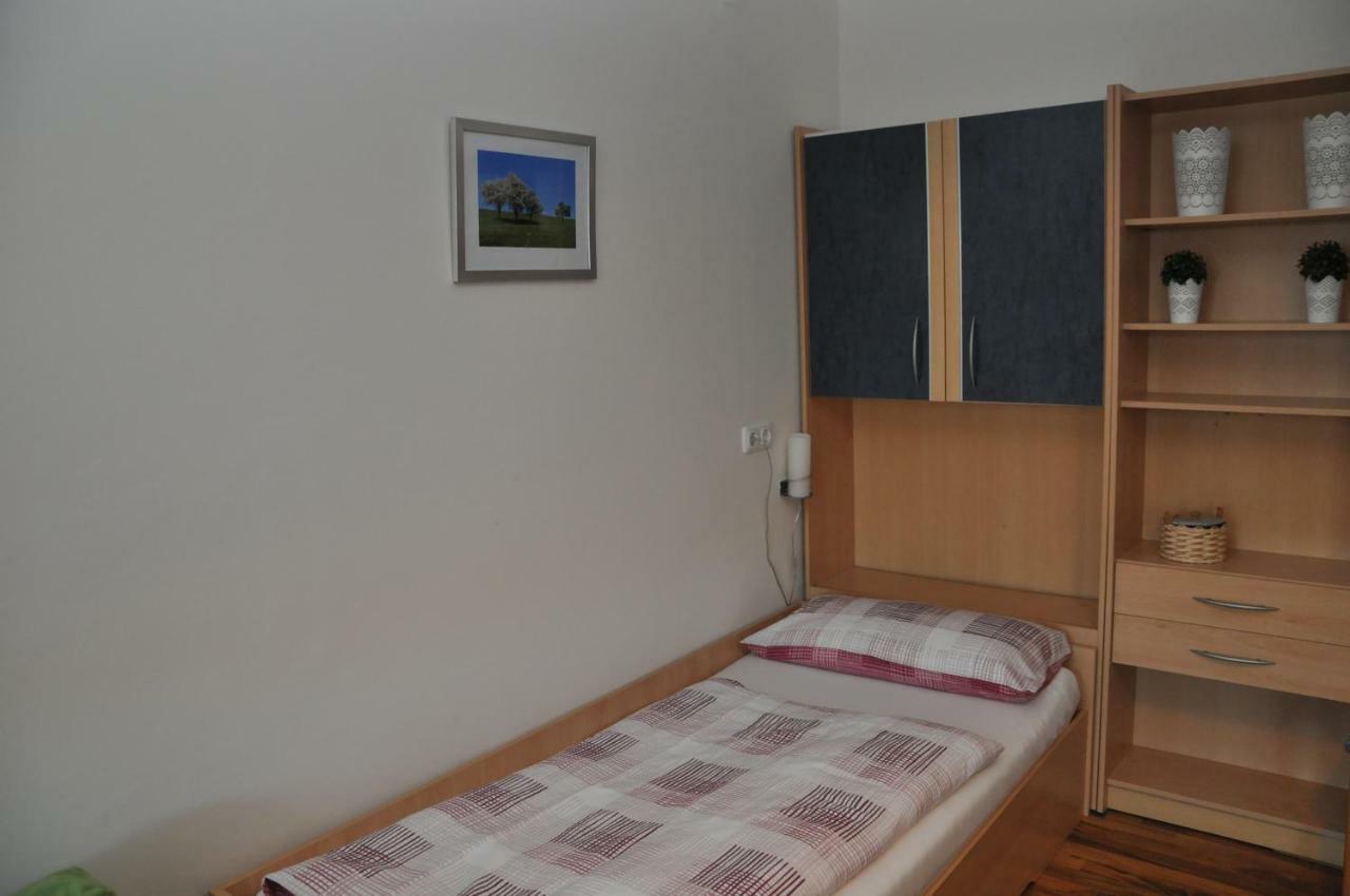 Haaghof Ertl Lägenhet Exteriör bild