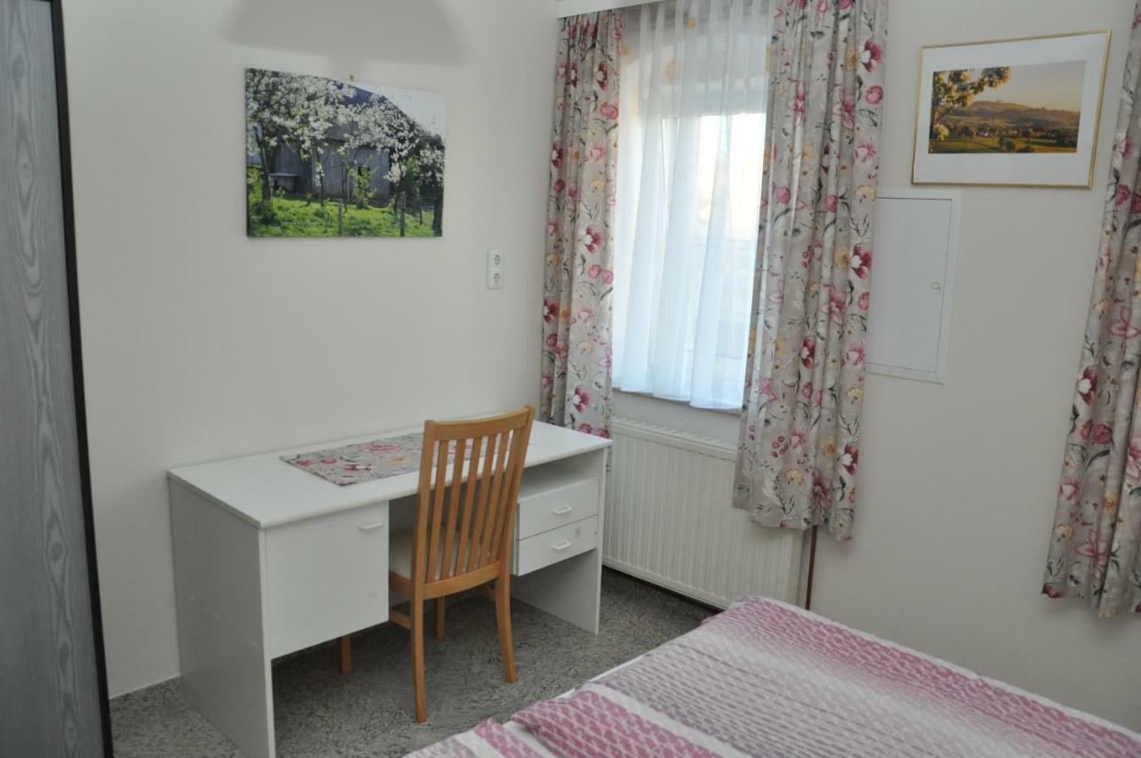 Haaghof Ertl Lägenhet Exteriör bild